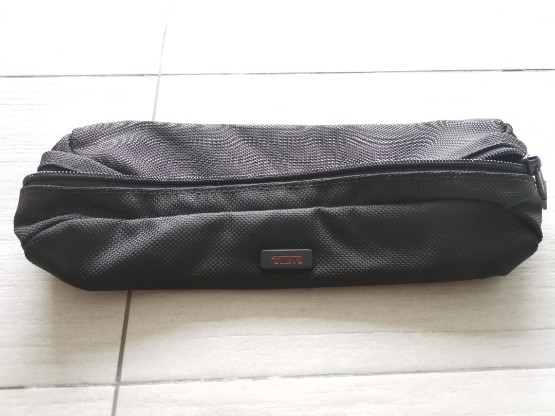 Tumi Pen Case, Men's Fashion, Bags, Belt bags, Clutches and Pouches on