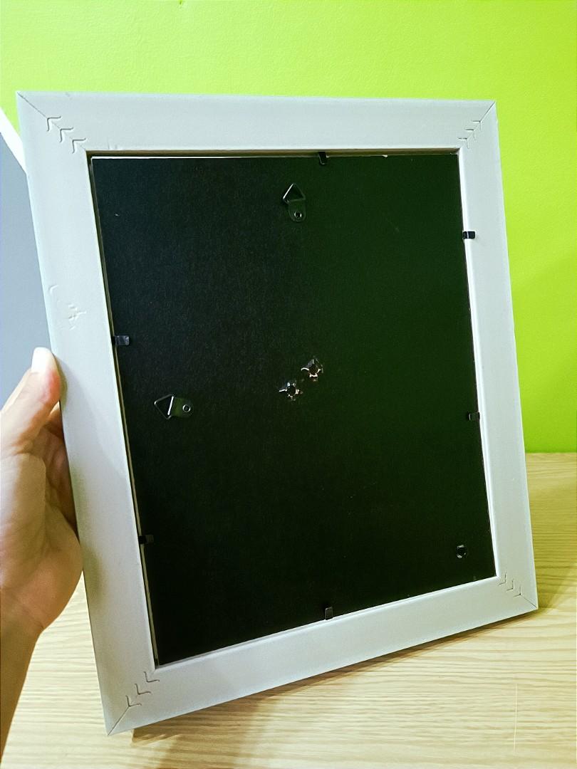 REPRICED!! RUSH!!! UK surplus photo frame (Category: Frames & Pictures) located in Cavite. Submitted by csl_corner (Listing ID 1173093207, Image 3). Description: REPRICED!! RUSH!!! UK surplus photo frame maganda pa yong frame 26cm x 31cm wala yon stand sa likod pero po pwede isabit.