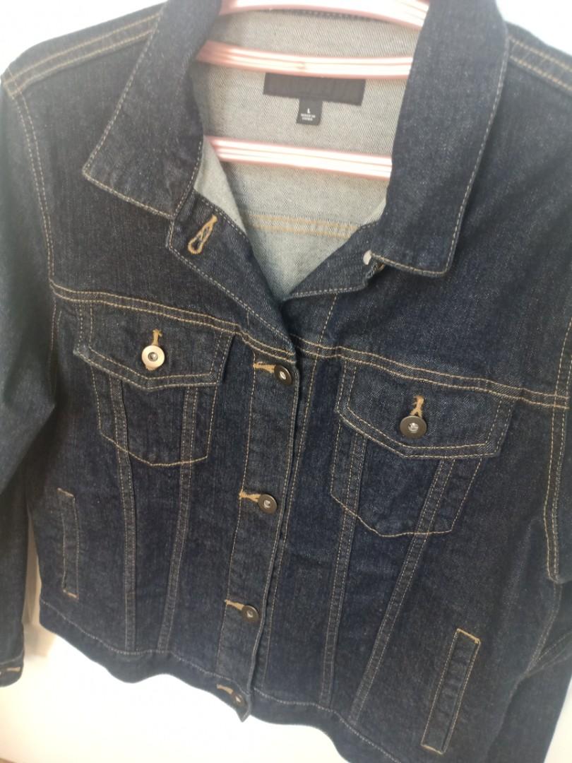 Uniqlo Denim Jacket (Pre-loved) (Category: Coats, Jackets and Outerwear) located in Quezon City. Submitted by dalgidalgi26 (Listing ID 1172986147, Image 3). Description: Bought straight from the physical store a few years back. Worn once or twice only. As this is pre-loved, please do manage expectations in case there are loose threads/discolorations/creases, you can message me for more photos or a GDrive link for a video for condition. Rfs: Declu