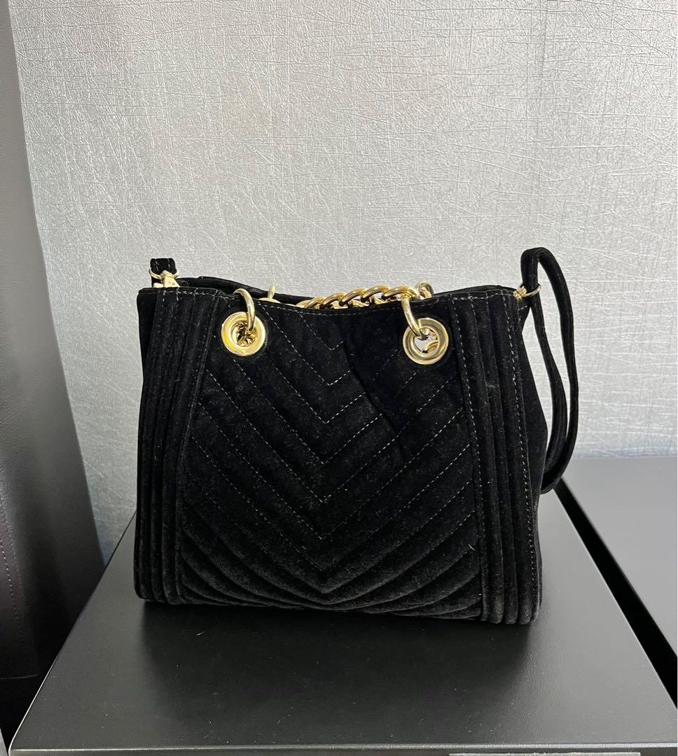 Velvet bag gold chain Aldo brand