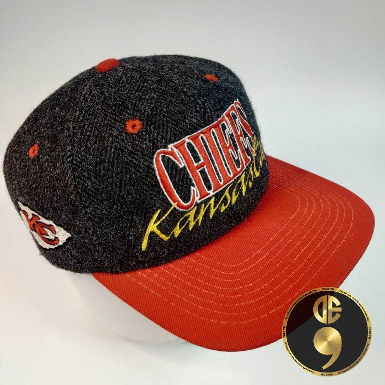 Vintage) Kansas City Chiefs Heather Snapback Hat by #1 Apparel