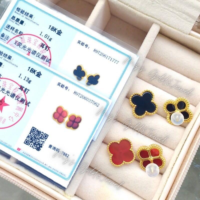 15mm VCA Stud Earring in HK Setting with certificate Pawnable (Category: Earrings) located in Dasmarinas. Submitted by goldandjewelbymz (Listing ID 1173360955, Image 2). Description: 15mm earrings (hollow) See certificate for weight details 18K Gold and Pawnable .