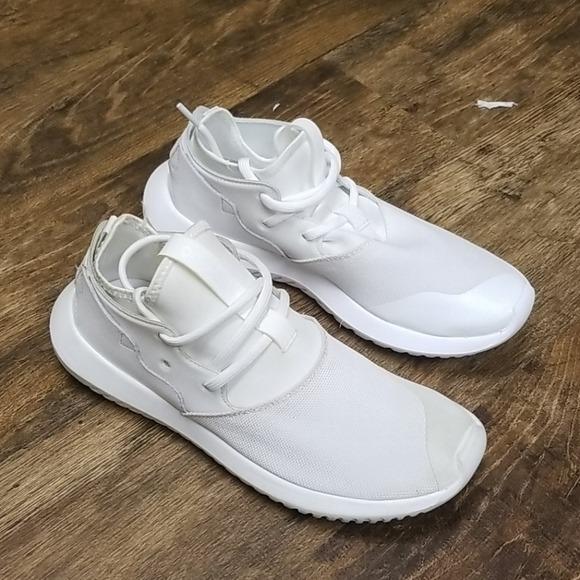 adidas tubular entrap white