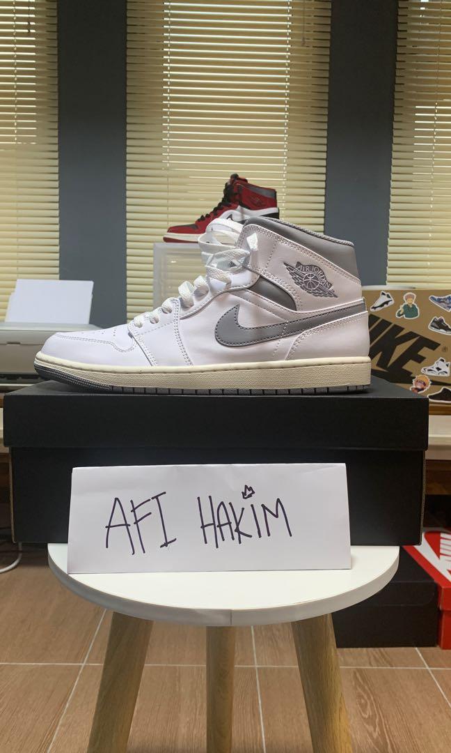 BELOW RETAIL Air Jordan 1 Mid Neutral Gray Men s Fashion