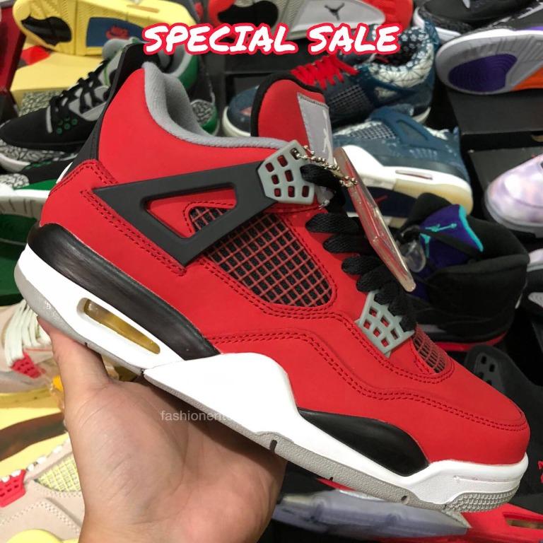 Air Jordan 4 Toro Bravo