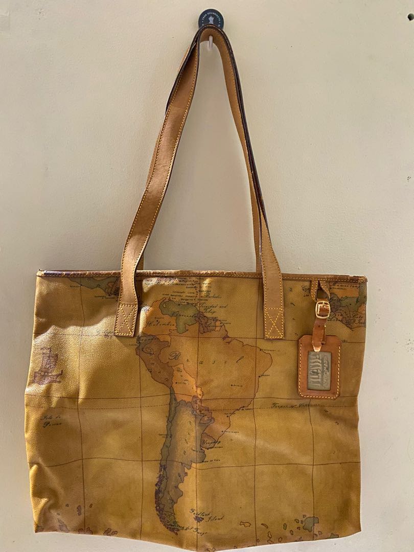 alviero martini waist bag
