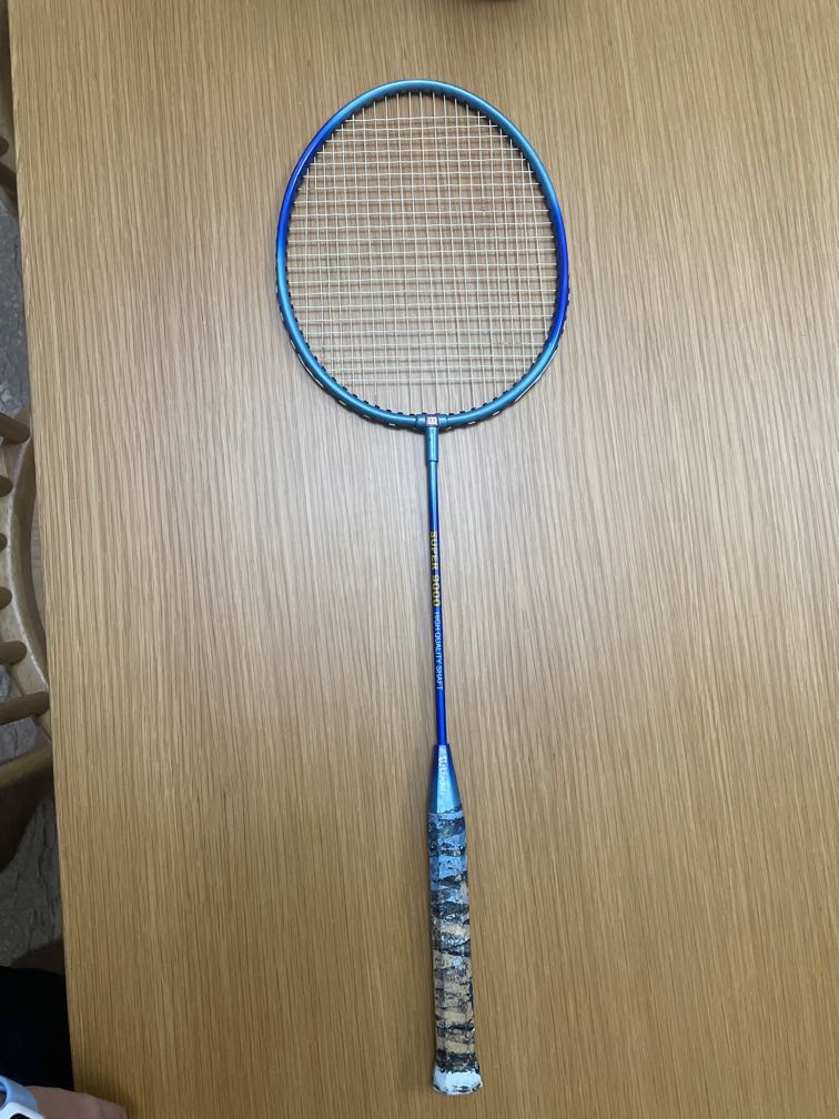 Badminton Racket Beginner suitable Super 9000 Wilson Racket., Sports Equipment, Sports