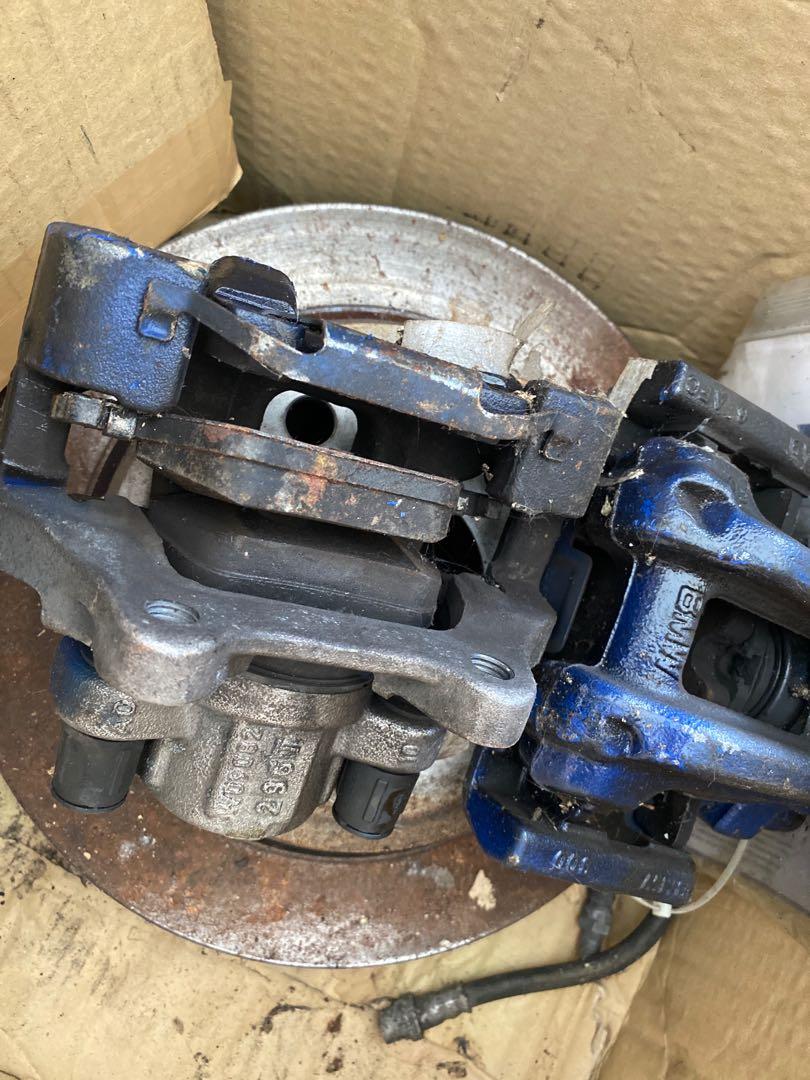 Bmw F30 rear brake caliper with disc rotor, Auto Accessories on Carousell