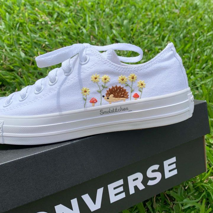 Custom Canvas Shoe Embroidery, Hobbies & Toys, Stationery & Craft