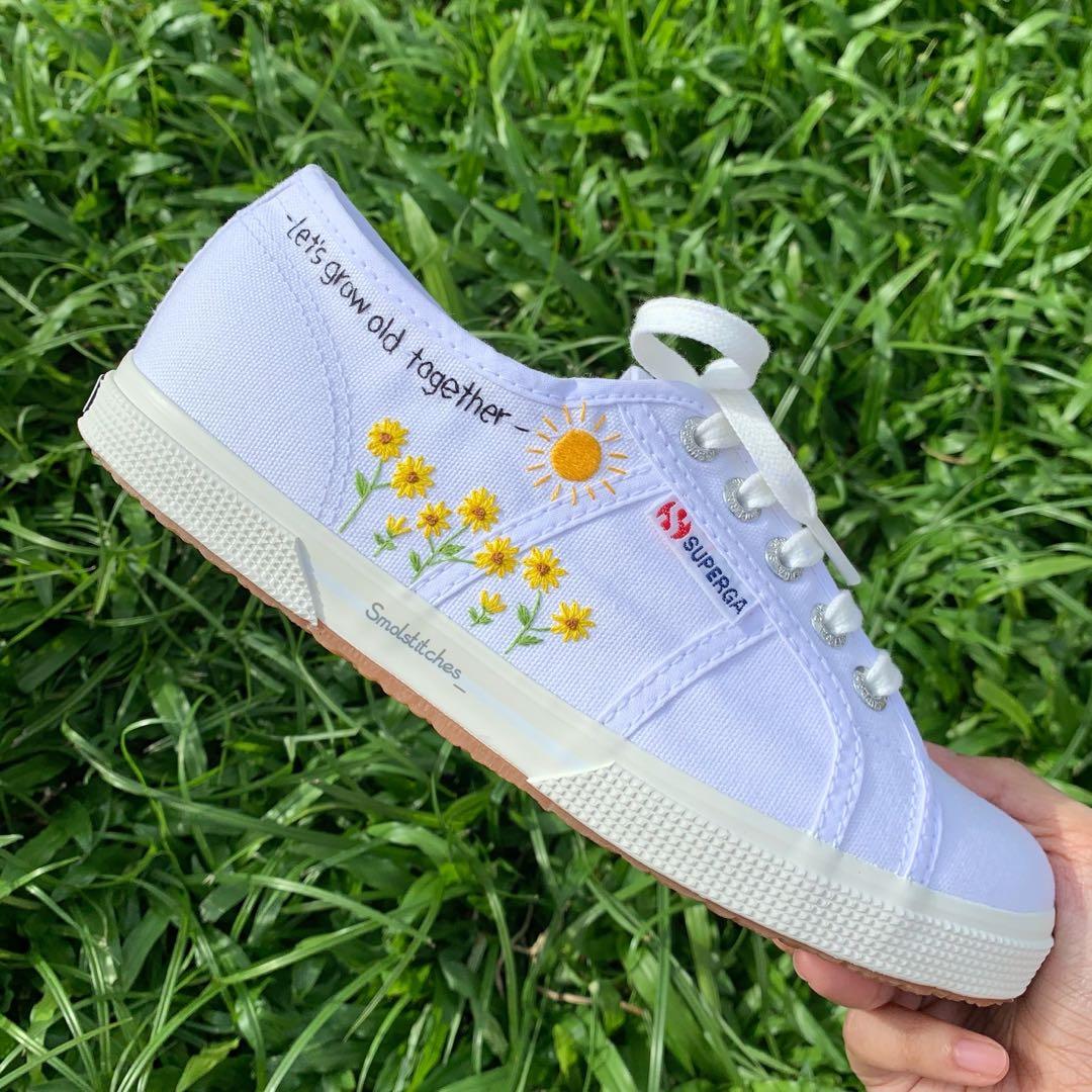 Custom Canvas Shoe Embroidery, Hobbies & Toys, Stationery & Craft