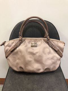 (Category: ) located in . Submitted by 32thriftystore (Listing ID 1173351092, Image 1). Description: .