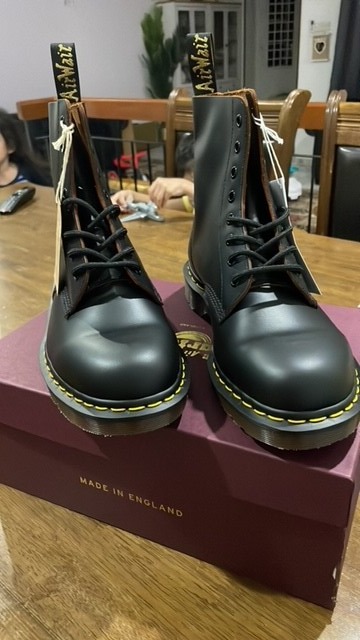 Dr. Martens 1460 Originals MIE Vintage 8 Eye Lace Up Boot [Made in