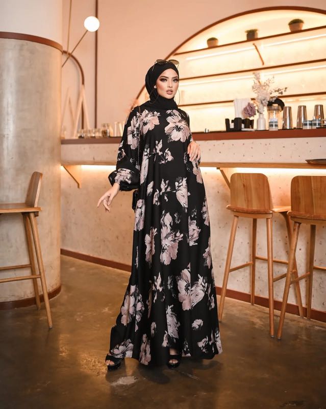 Floral Abaya Women s Fashion Muslimah Fashion Kaftans Jubahs