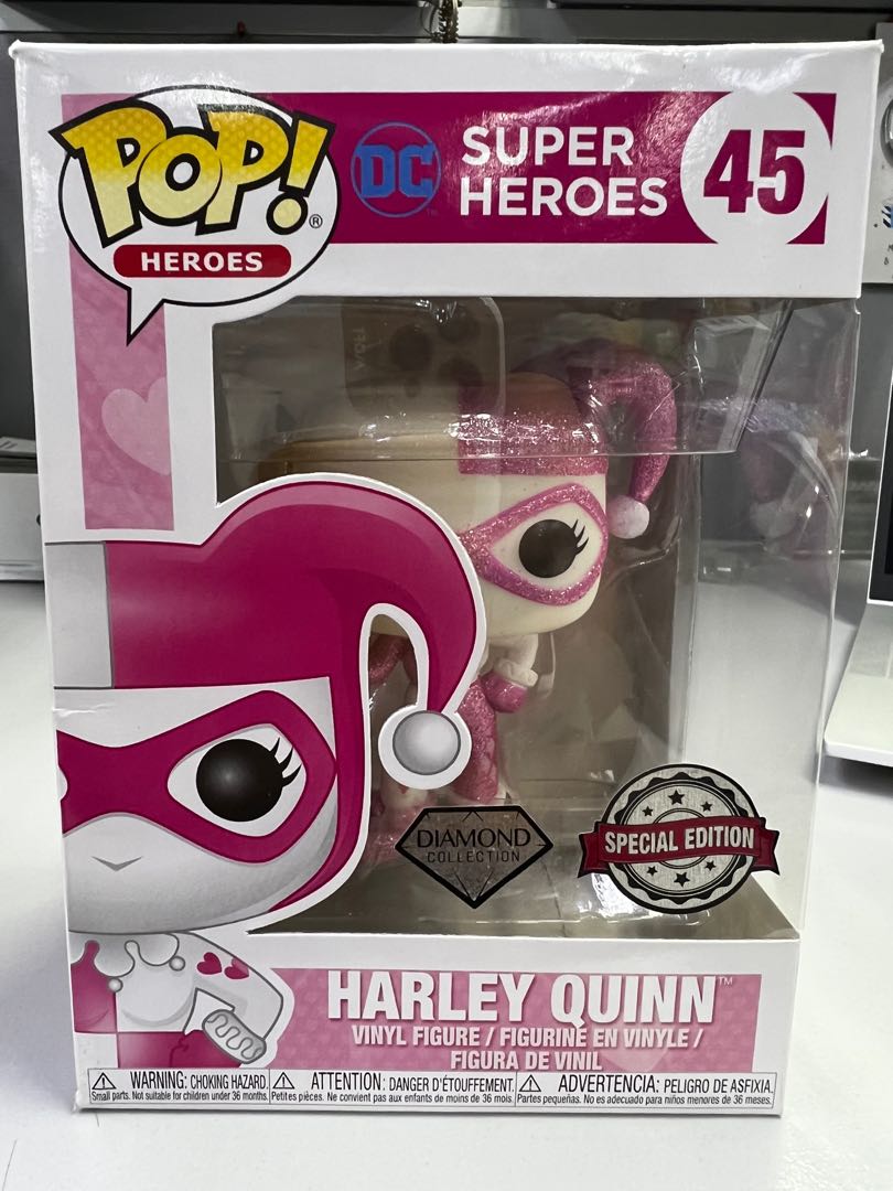 Funko pop harley sales quinn pink diamond