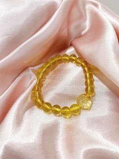(Category: ) located in . Submitted by simplyprettify.co (Listing ID 1173309521, Image 1). Description: .