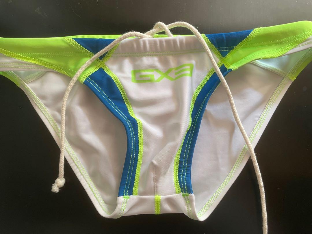 GX3 白綠低腰泳褲S碼, 男裝, 運動服裝- Carousell