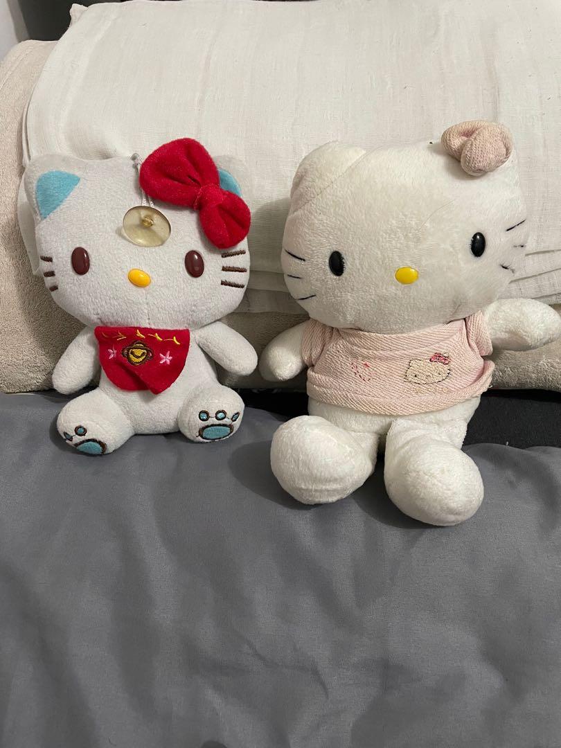 Hello Kitty Stuffed Toys Bundle (Category: Plushies & Soft Toys) located in Paranaque City. Submitted by lola_s_closet (Listing ID 1173346731, Image 3). Description: All Authentic.