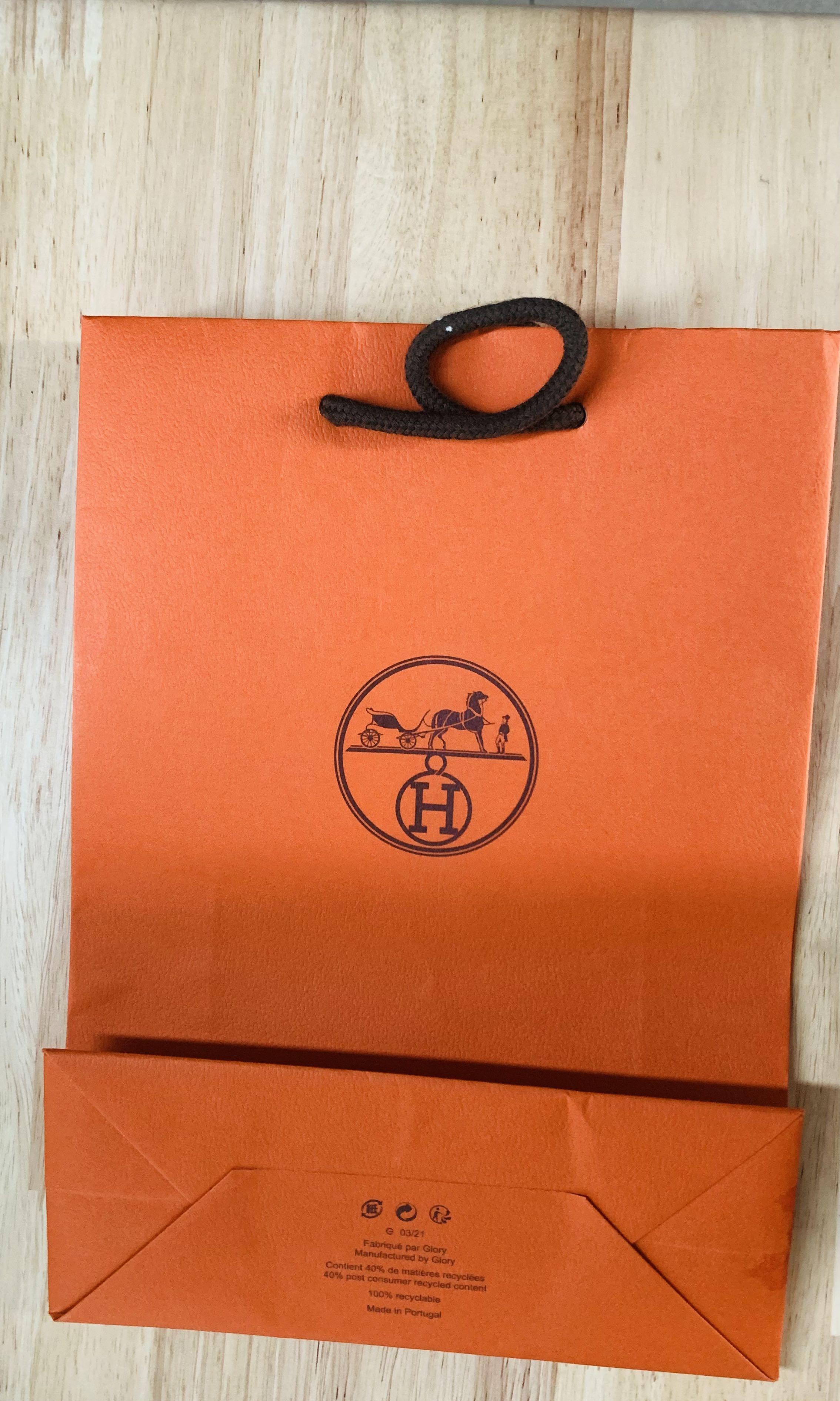 Hermes 紙袋, 名牌, 手袋及銀包- Carousell