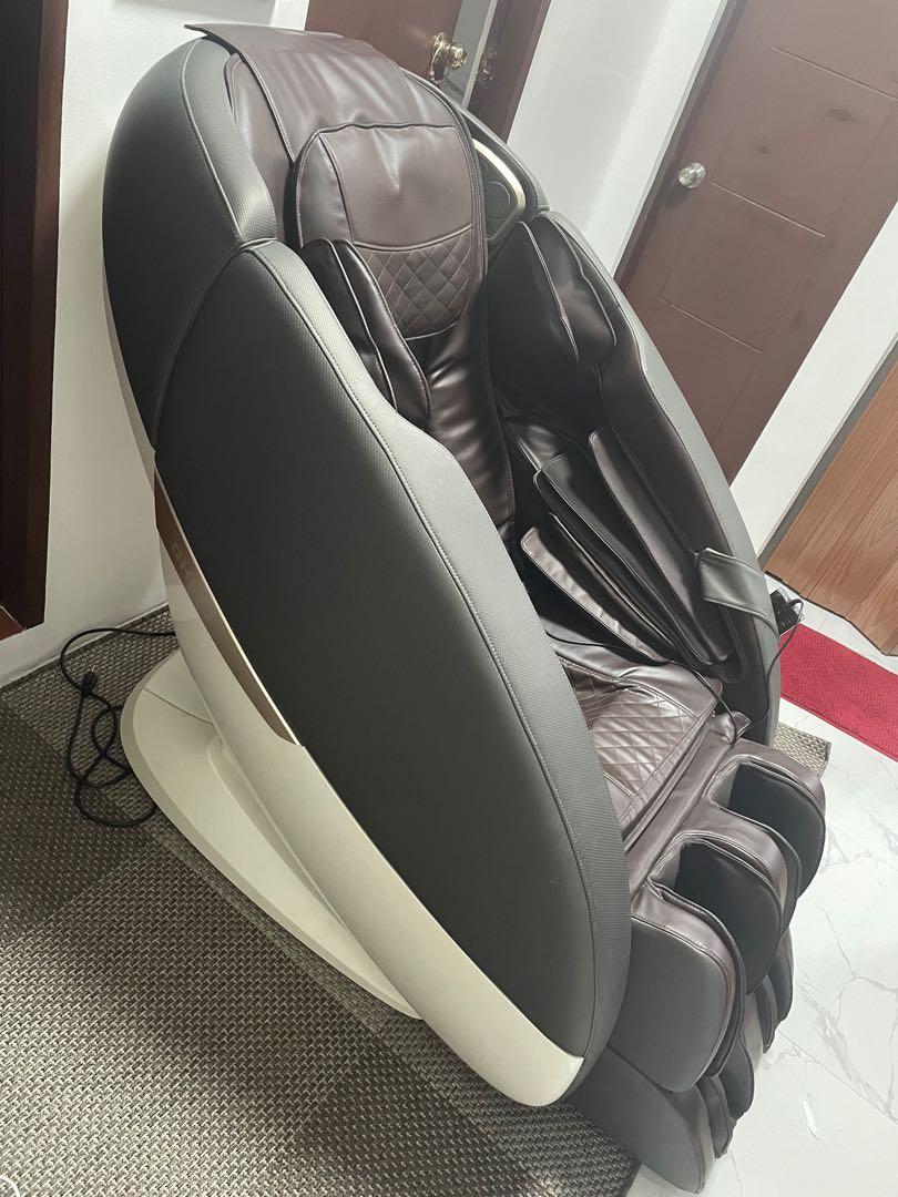 Hiro Massage Chair, Health & Nutrition, Massage Devices on Carousell