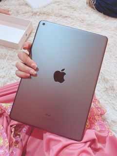 (Category: ) located in . Submitted by mellycloset (Listing ID 1173198072, Image 1). Description: .