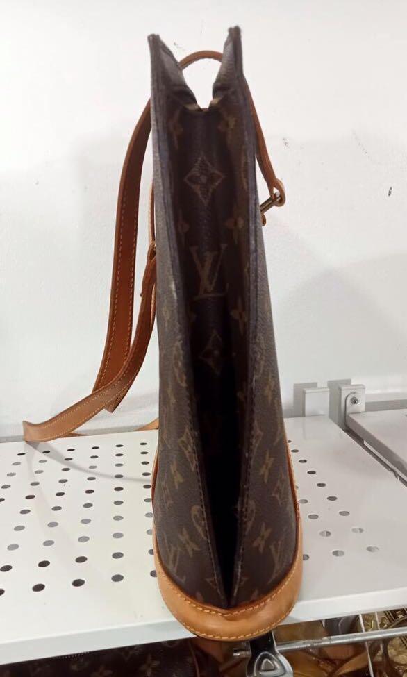 ❗️LV SALE❗️ (Category: Luxury Bags & Wallets) located in Quezon City. Submitted by megchrisanne (Listing ID 1173366164, Image 3). Description: Louis Vuitton Babylon Monogram Sticky pocket inside, overall in excellent condition Grab/LBC ready First to pay basis All items guaranteed original Bdo payment .
