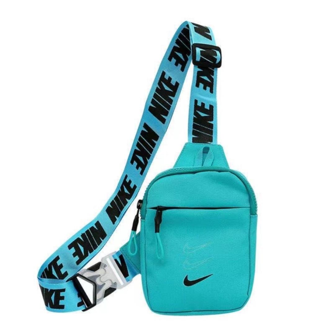 cisne Pacer Grafico Nike chest bag, Men's Fashion, Bags, Sling Bags on Carousell