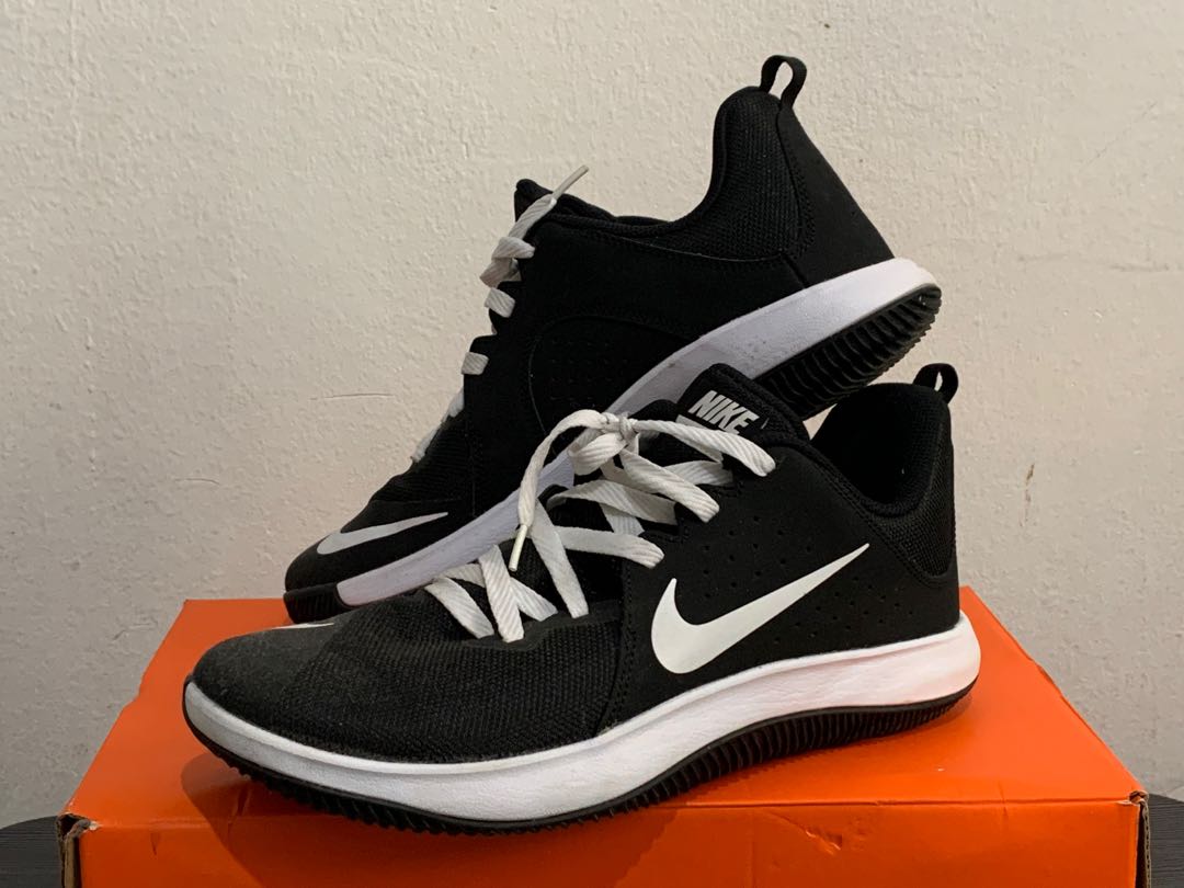 Nike fly by flow clearance