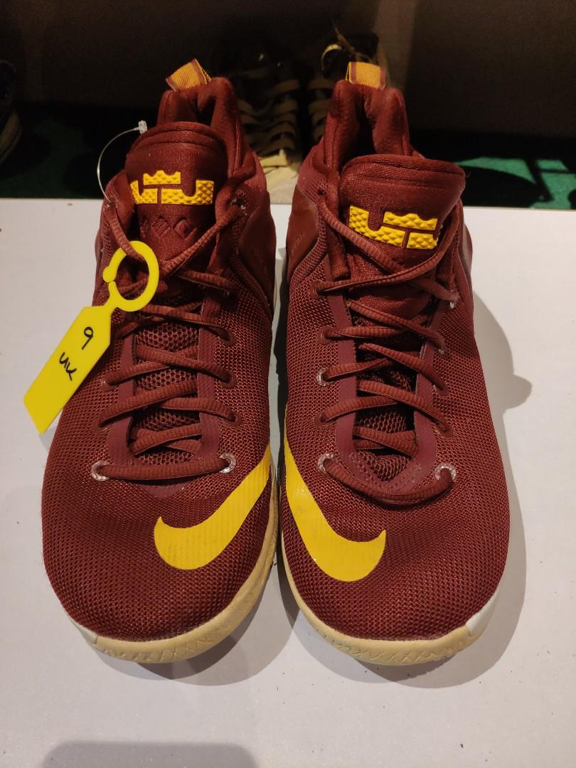 Nike Zoom Witness x LeBron James Men s Fashion Footwear