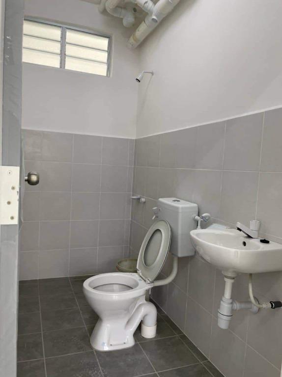 Pangsapuri Flora Damai / below market / low deposit / Seri Austin