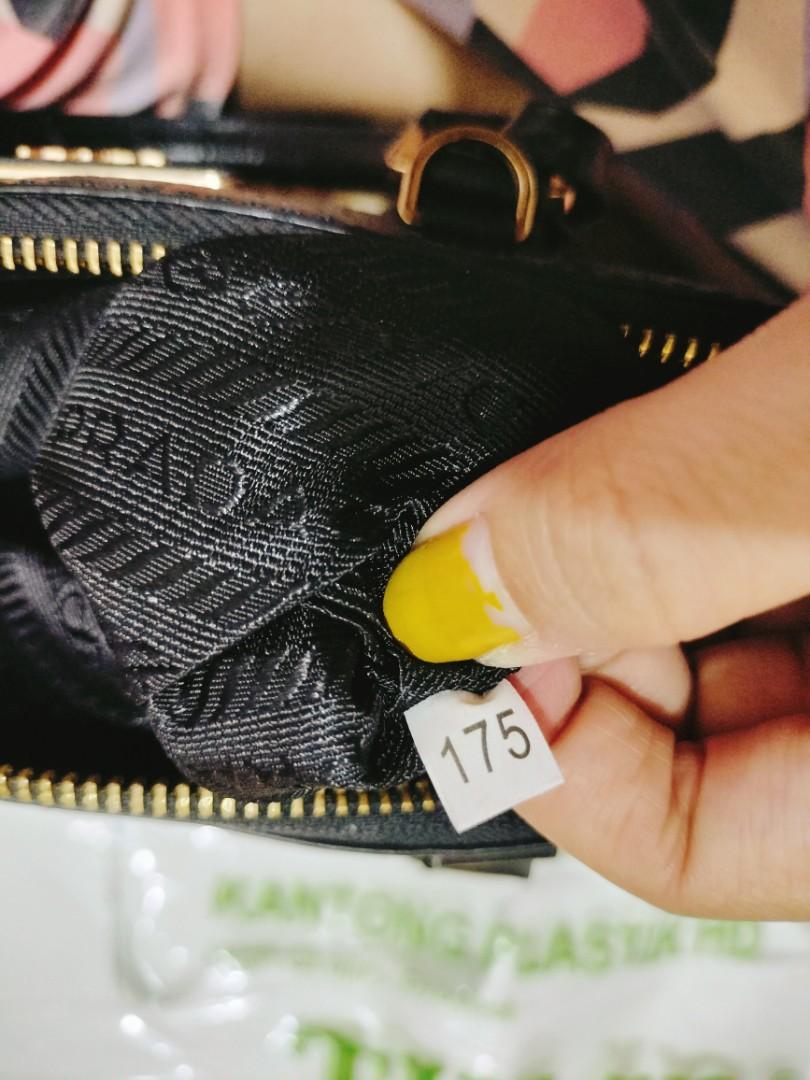 Prada deals 175 tag