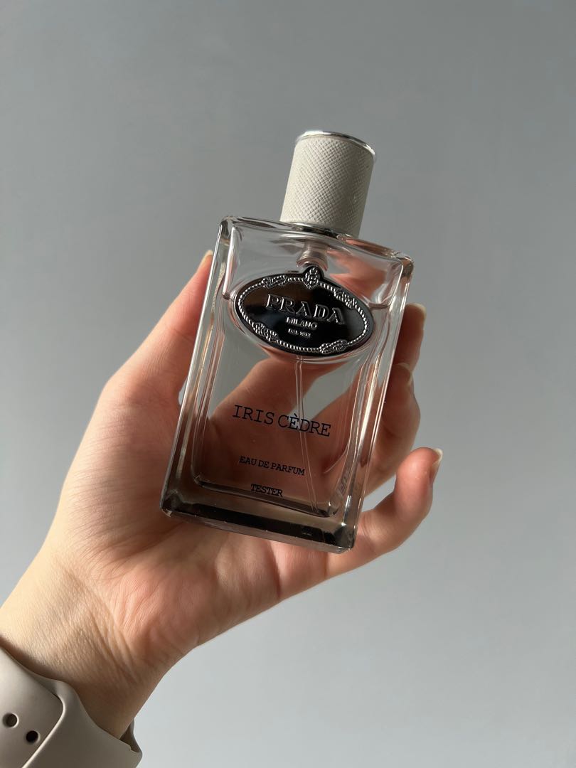 prada perfume iris cedre Cinosural International School