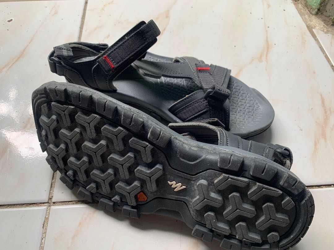 Quechua sandals outdoor, Men's Fashion, Footwear, Slippers & Slides on ...