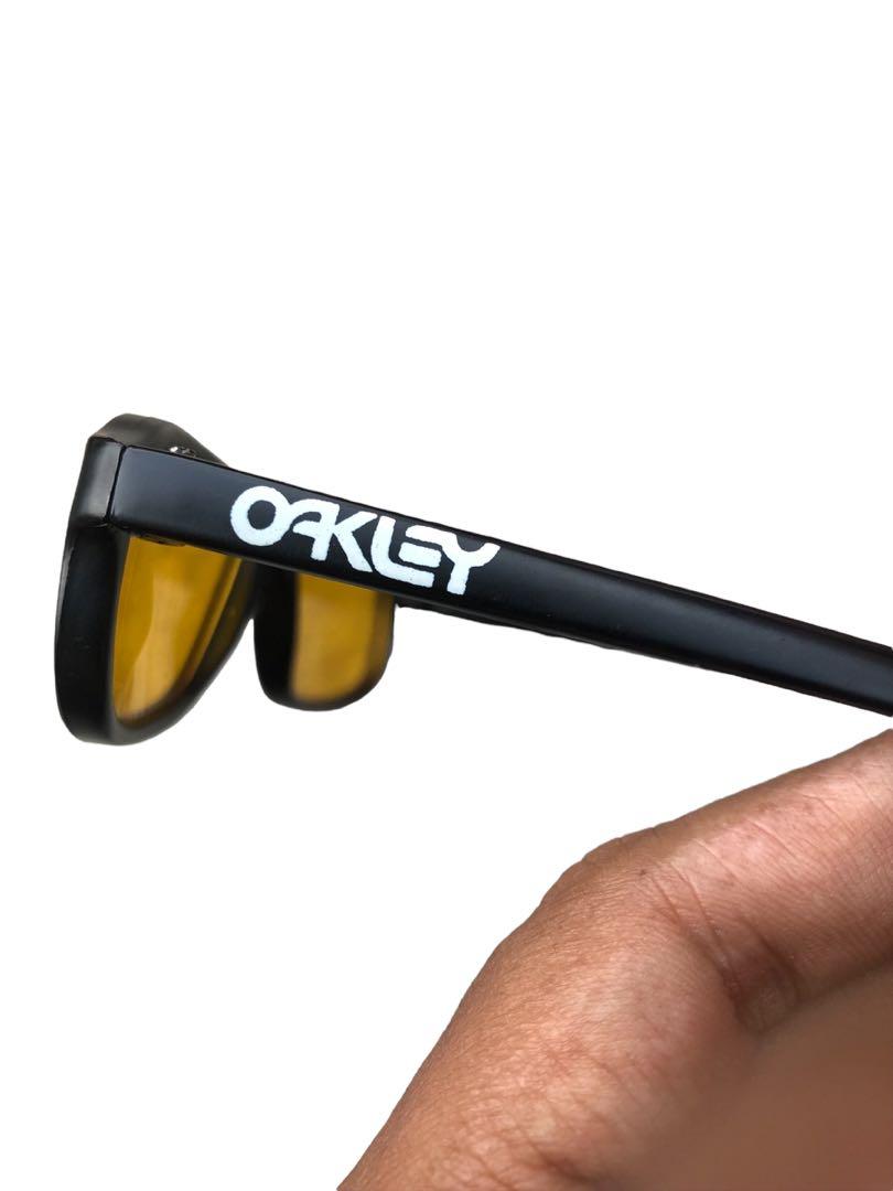 Rare OAKLEY First Generation Outdoor Hiking Camping Cycling Driving Lens  Sunglasses, Men's Fashion, Watches & Accessories, Sunglasses & Eyewear on  Carousell