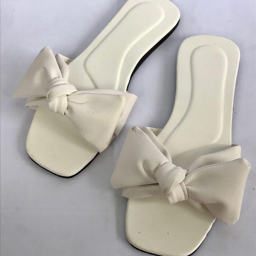 White best sale ribbon sandals