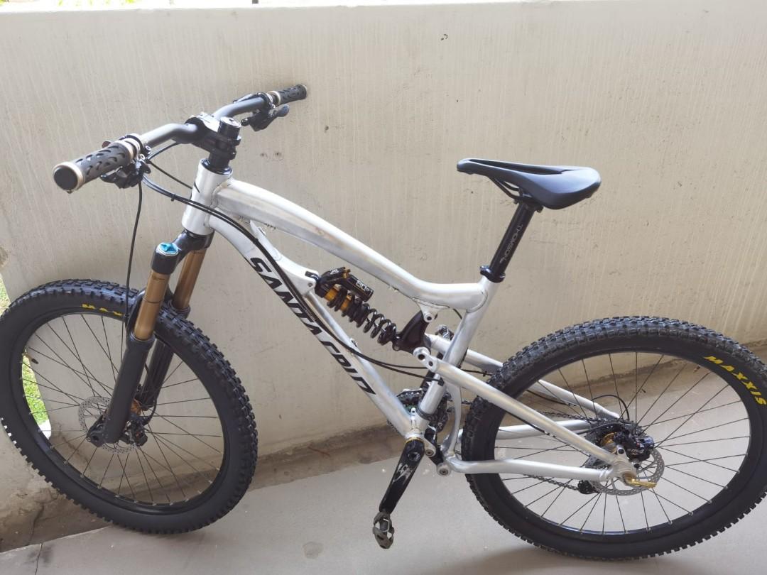 Santa cruz nomad 2 bicycle alu frame Sports Equipment Bicycles