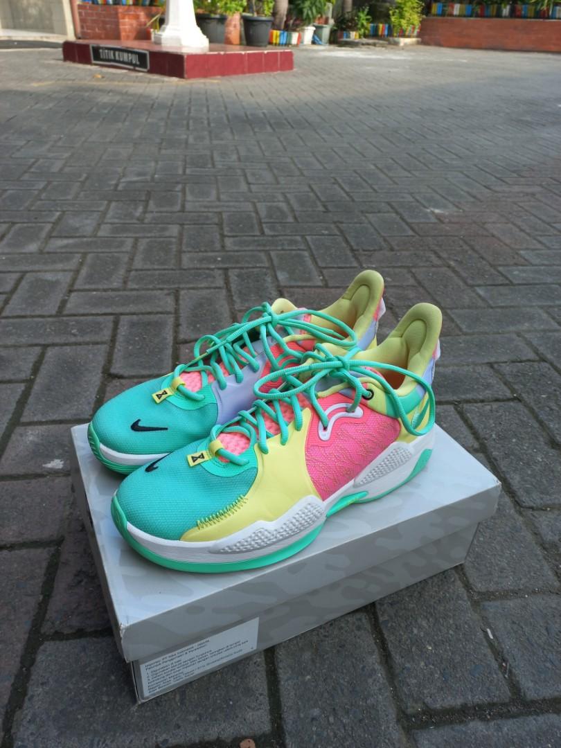 Sepatu basket shop paul george
