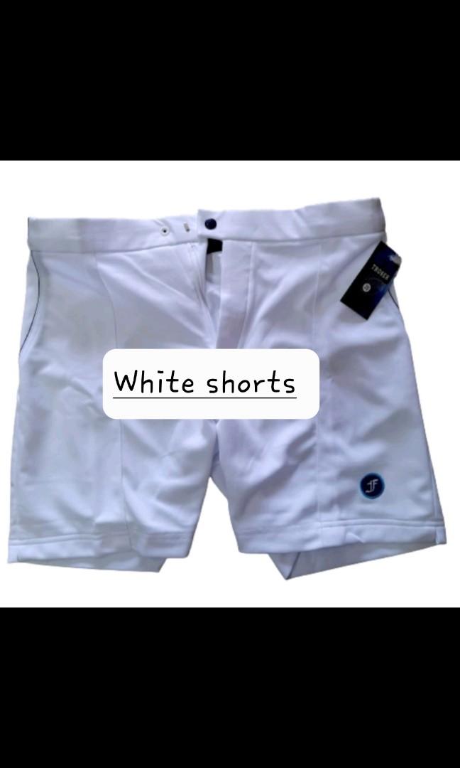 Size 34 Brand New men s white shorts for golf tennis badminton