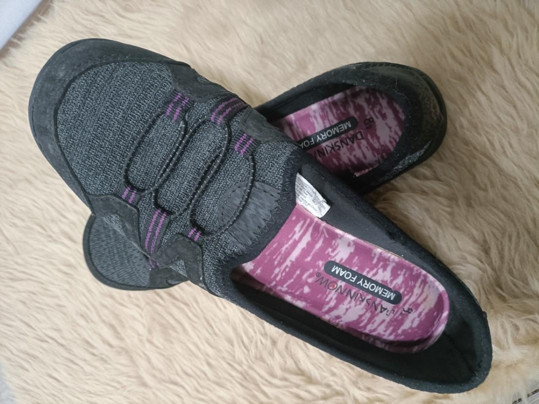 Danskin memory clearance foam sneakers