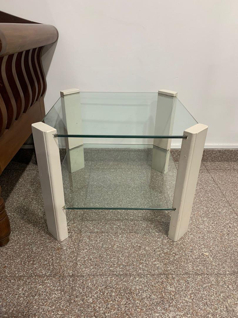 Small Table (Category: Tables & Sets) located in Singapore. Submitted by guesssie (Listing ID 1173308604, Image 1). Description: 40cm in height Arrange own transport thanks :).