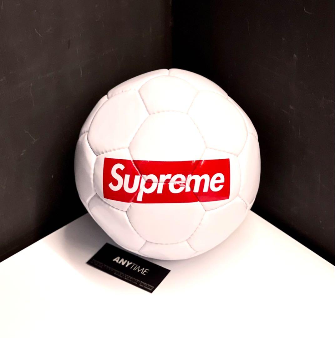 Supreme/Umbro Soccer Ball, 運動產品, 運動與體育, 運動與體育- 球拍
