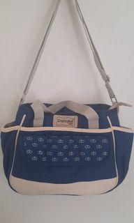 Tas Kecil + Tempat Susu Dialogue Baby
