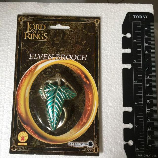 Frodo brooch discount