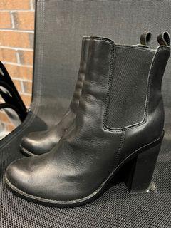 Tony bianco boots