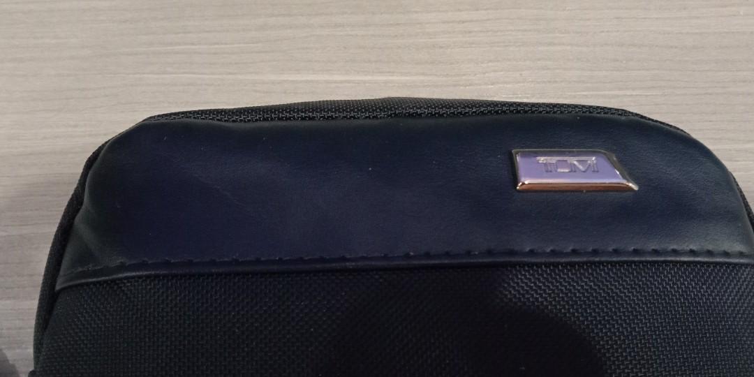 Tumi Delta Airlines clutch bag, Men's Fashion, Bags, Belt bags