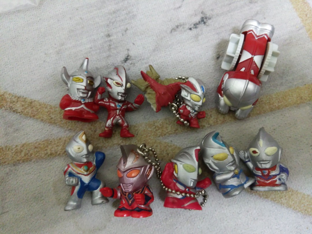 Ultraman mini figures clearance