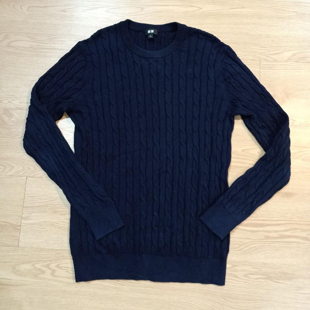Uniqlo sales navy sweater
