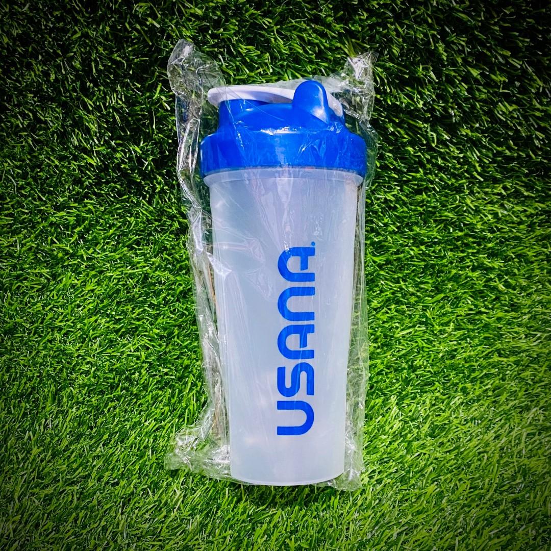 USANA Blender Bottle (Category: Sports & Fitness Nutrition) located in Tagum. Submitted by zangcaesar (Listing ID 1173364073, Image 1). Description: Can hold up to 700 ml. With metal ball shaker.