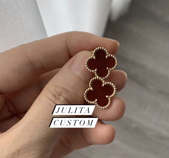 VCA vintage red carnelian earrings, Women's Fashion, Jewelry