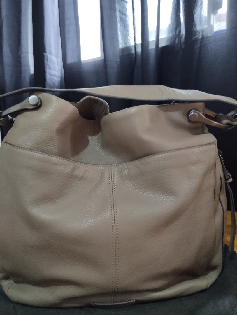 Vince camuto clem hobo store