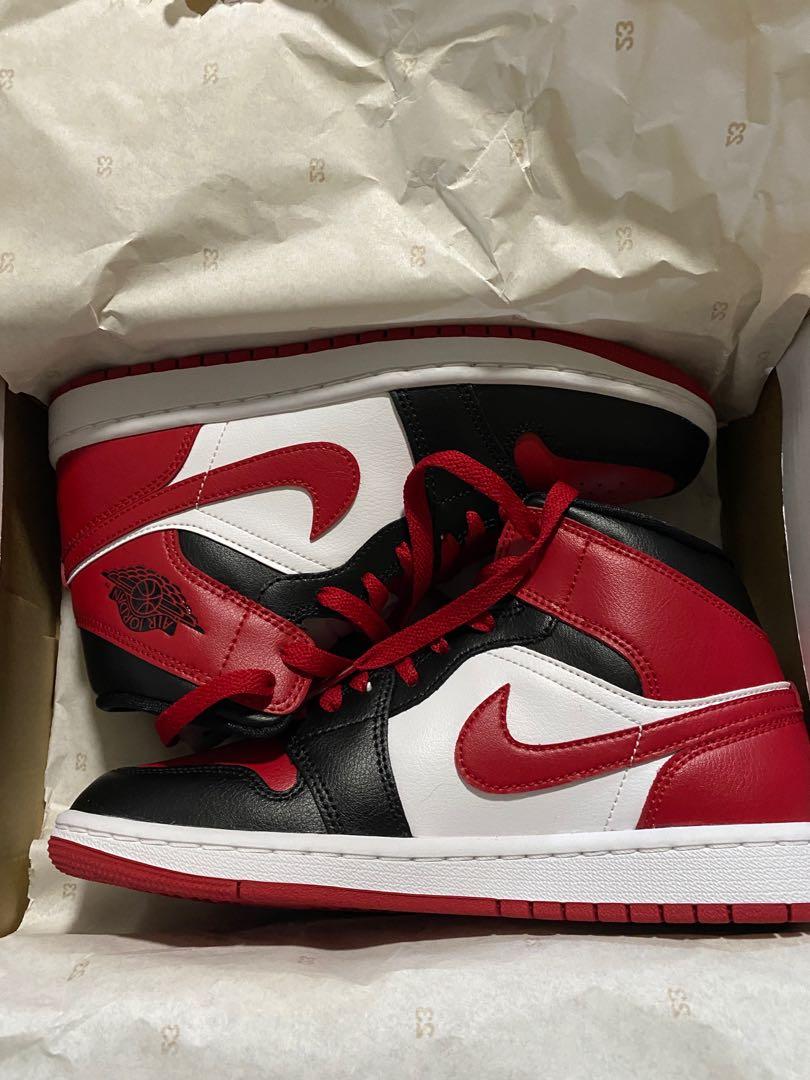 Womens Nike Air Jordan 1 Mid Bred Toe